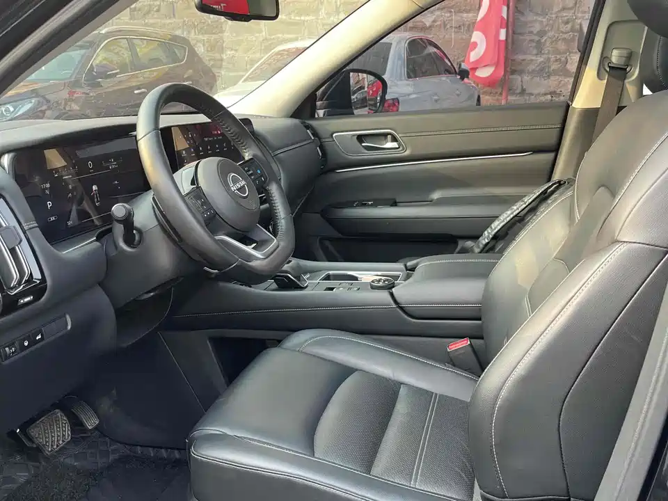 Nissan Exploring the land