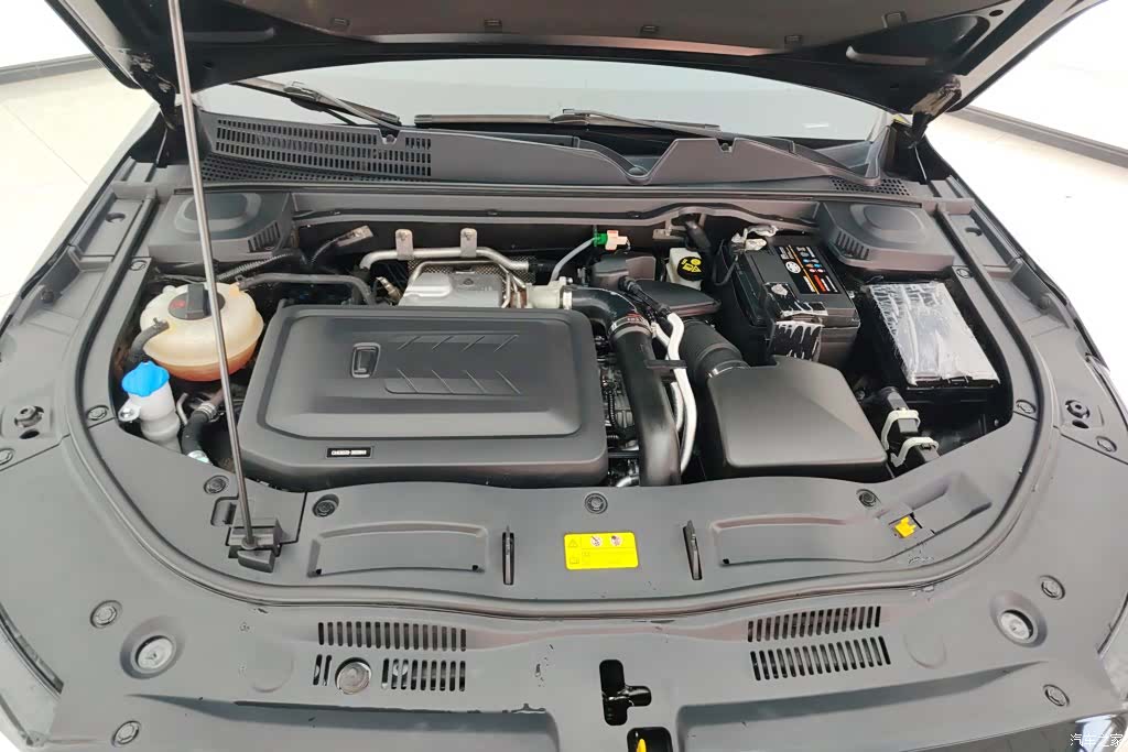 Bestune B70, 2024 10