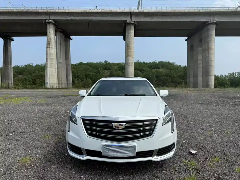Cadillac XTS
