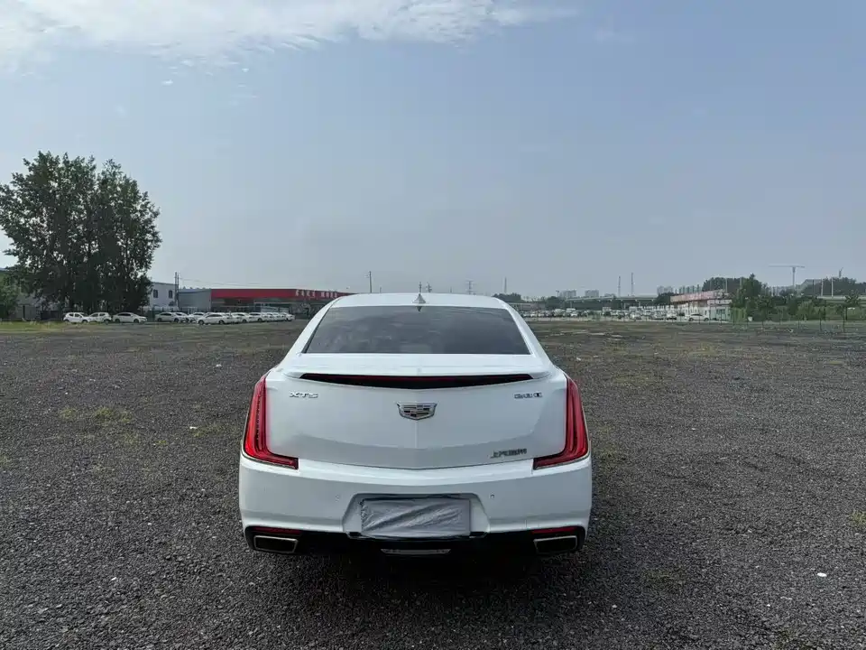 Cadillac XTS