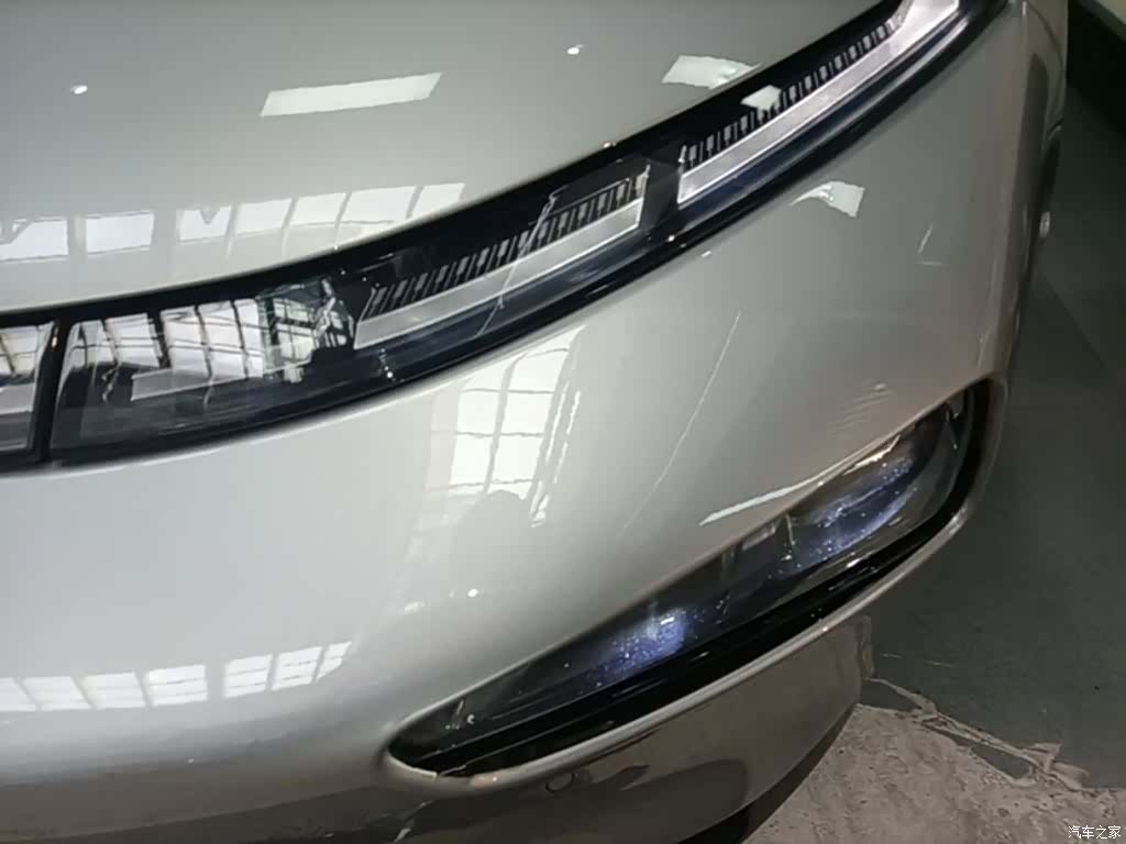 Xpeng P7, 2022 24
