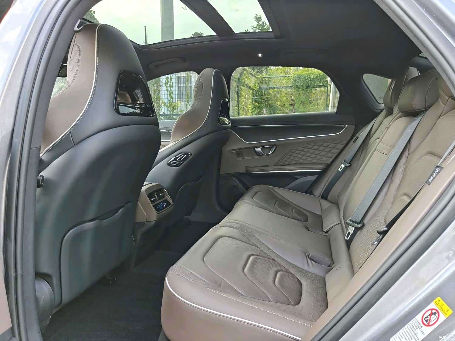 BYD Han, 2022 7