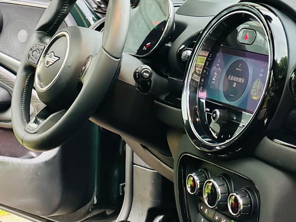 MINI JCW CLUBMAN