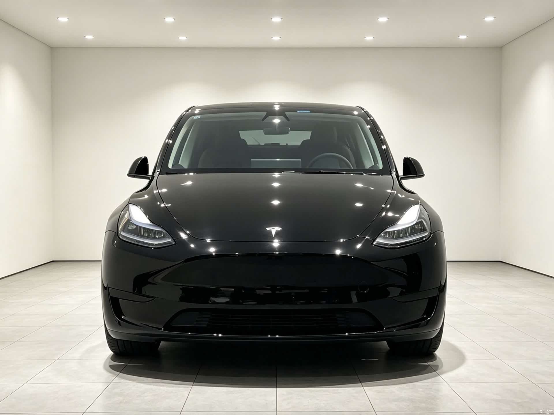 Tesla Model Y, 2023 2