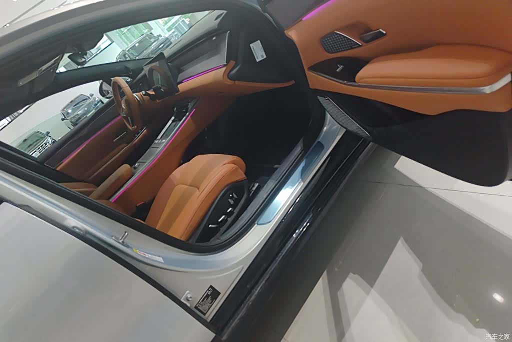 BYD Han, 2025 8