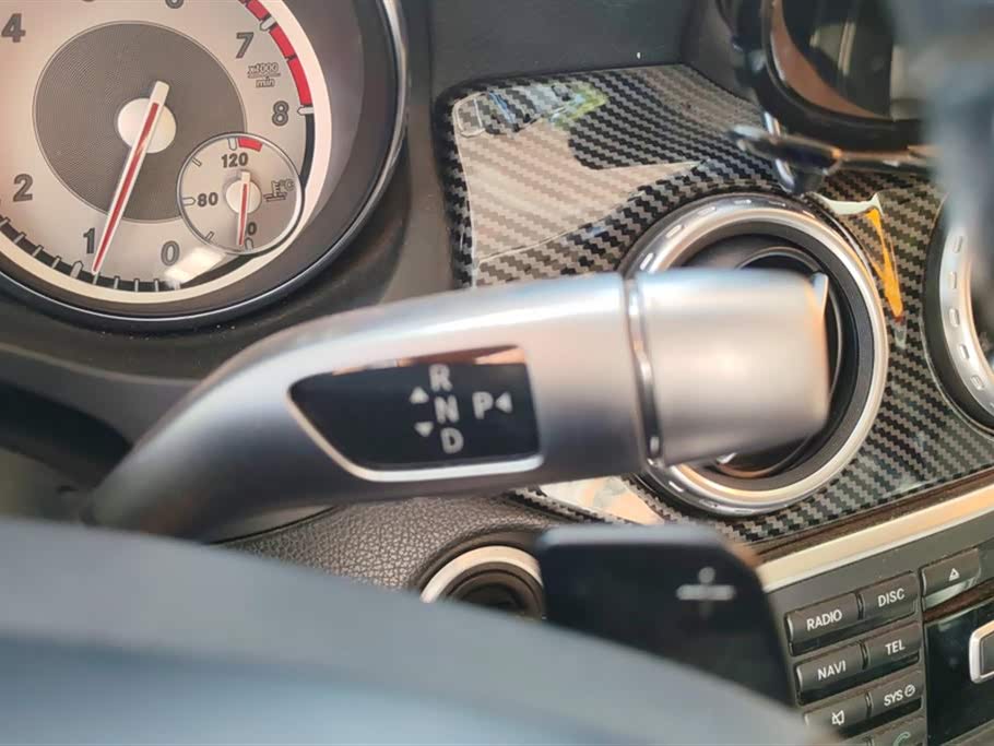 Mercedes-Benz GLA Mercedes-Benz GLA