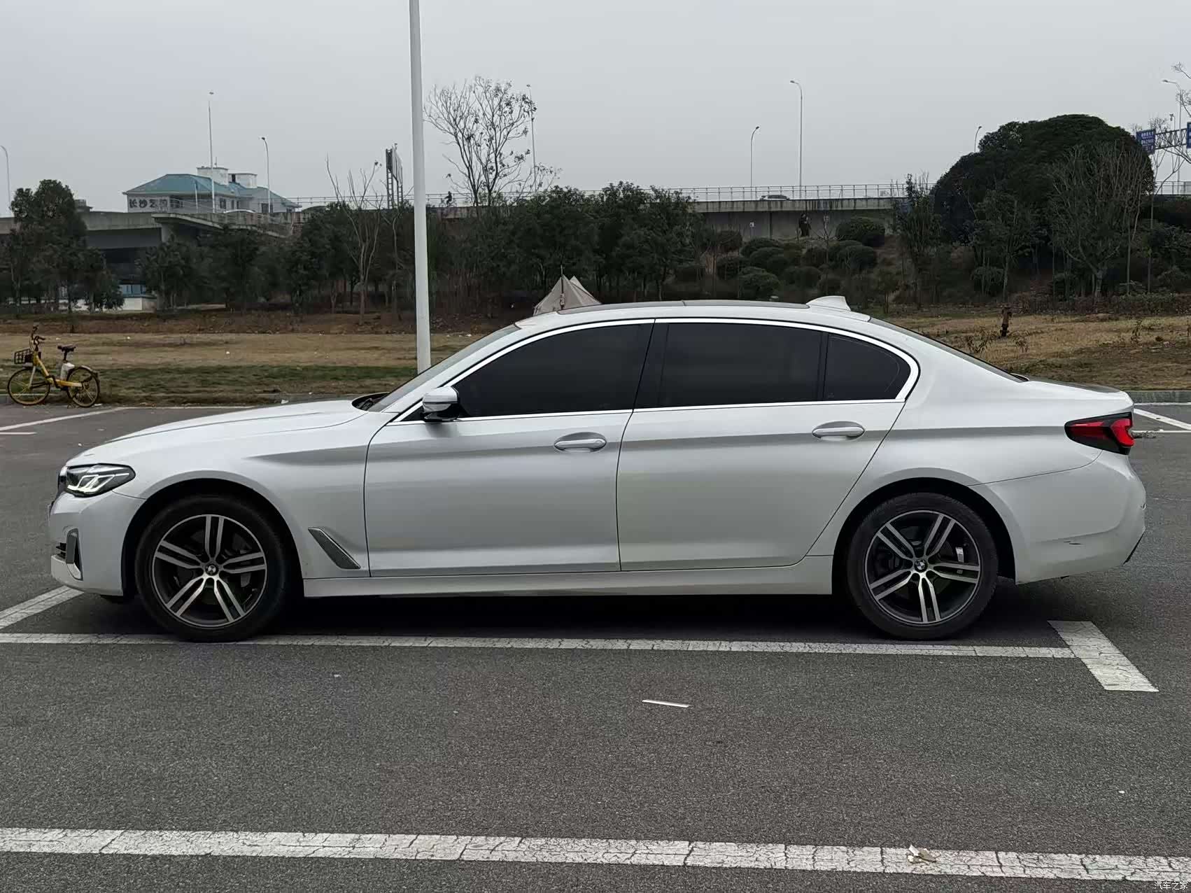 BMW 5 Series, 2023 3