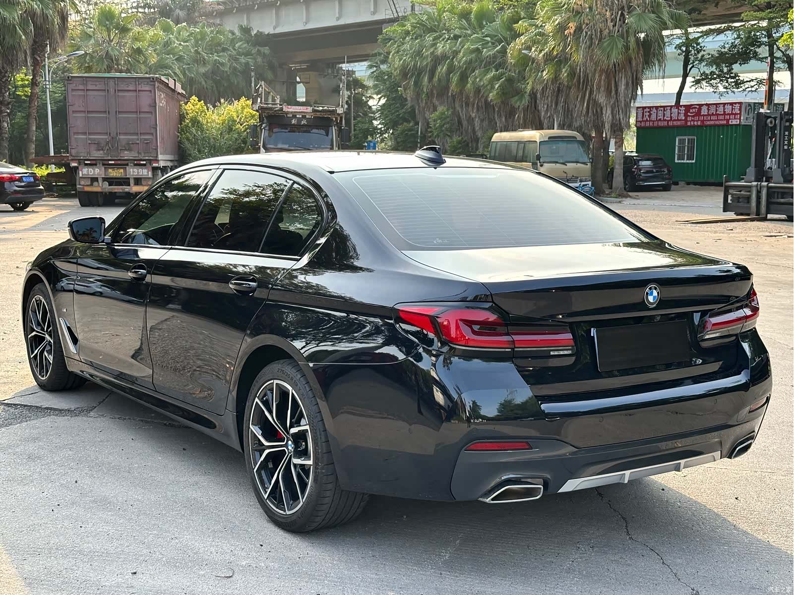 BMW 5 Series, 2023 9