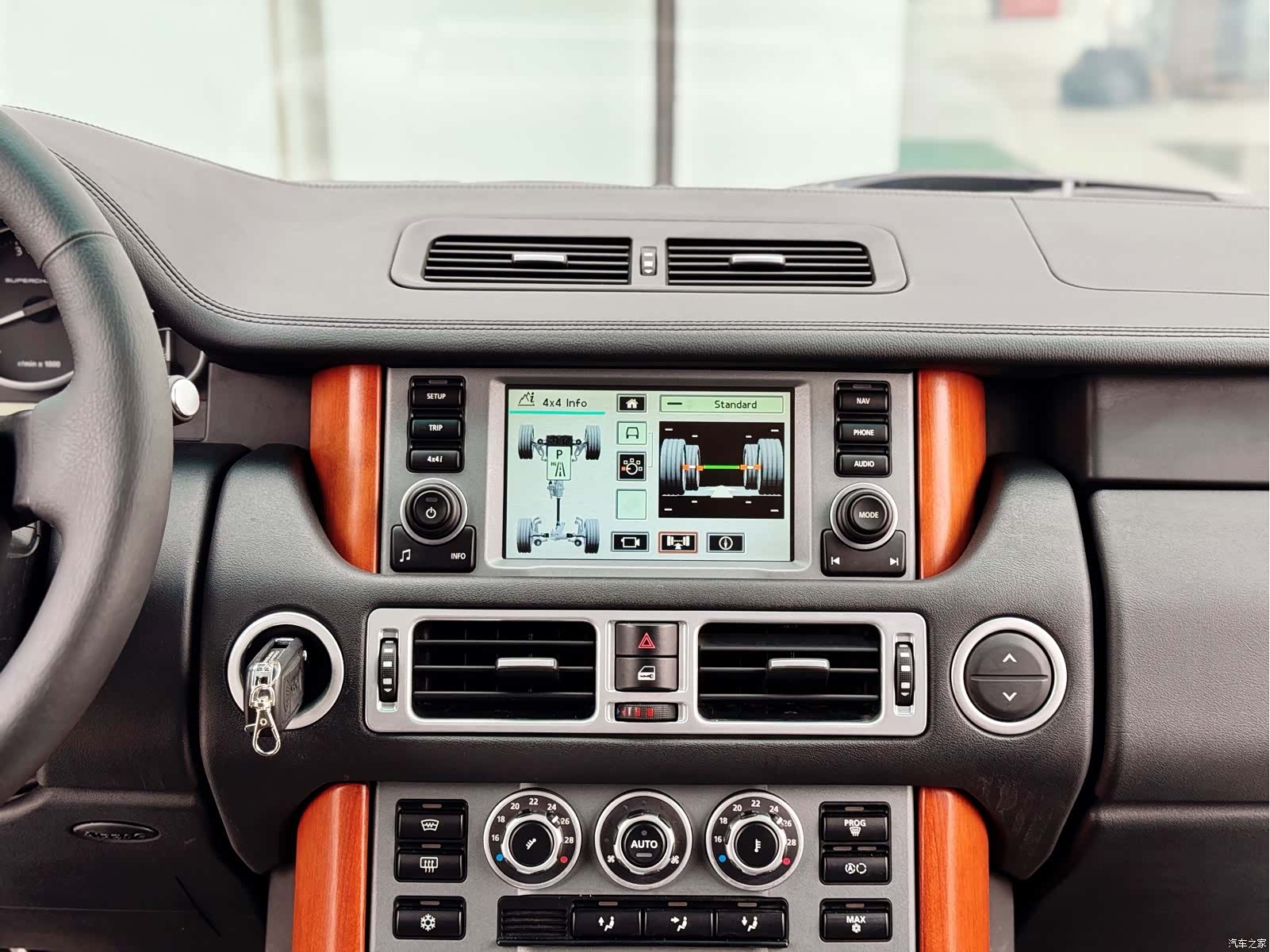 Land Rover Range Rover, 2008 13