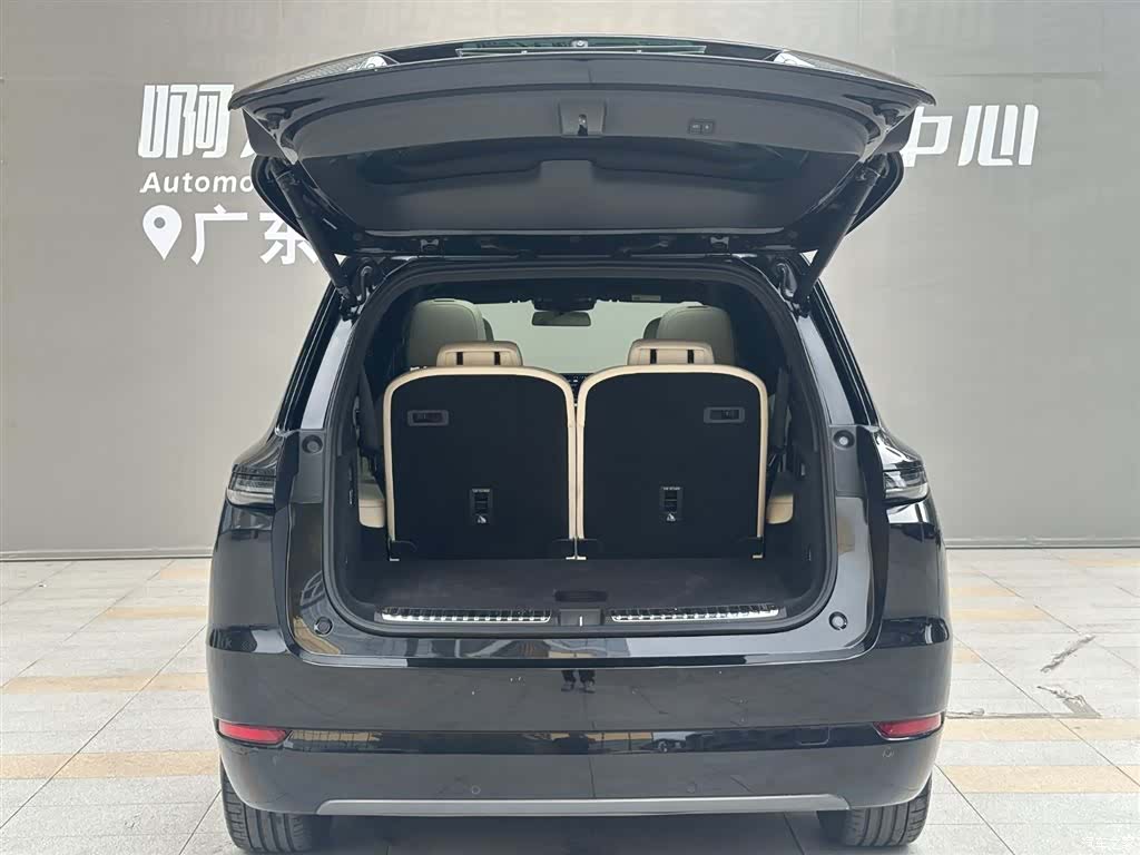 Li Auto L9, 2023 14