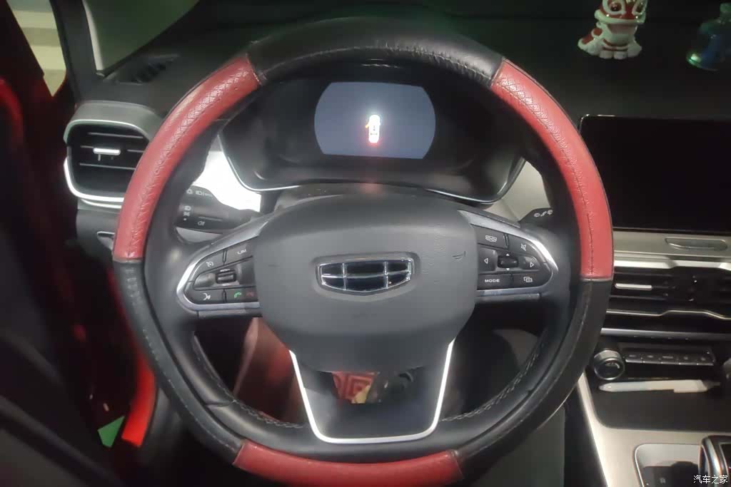 Geely Coolray, 2021 15