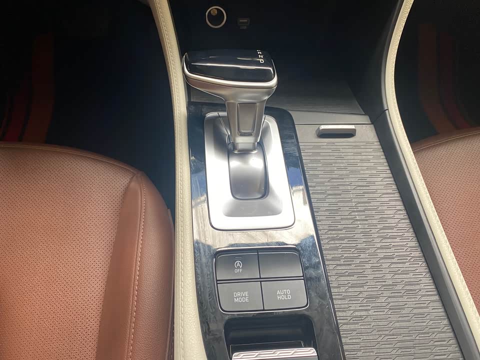 Hyundai Name picture