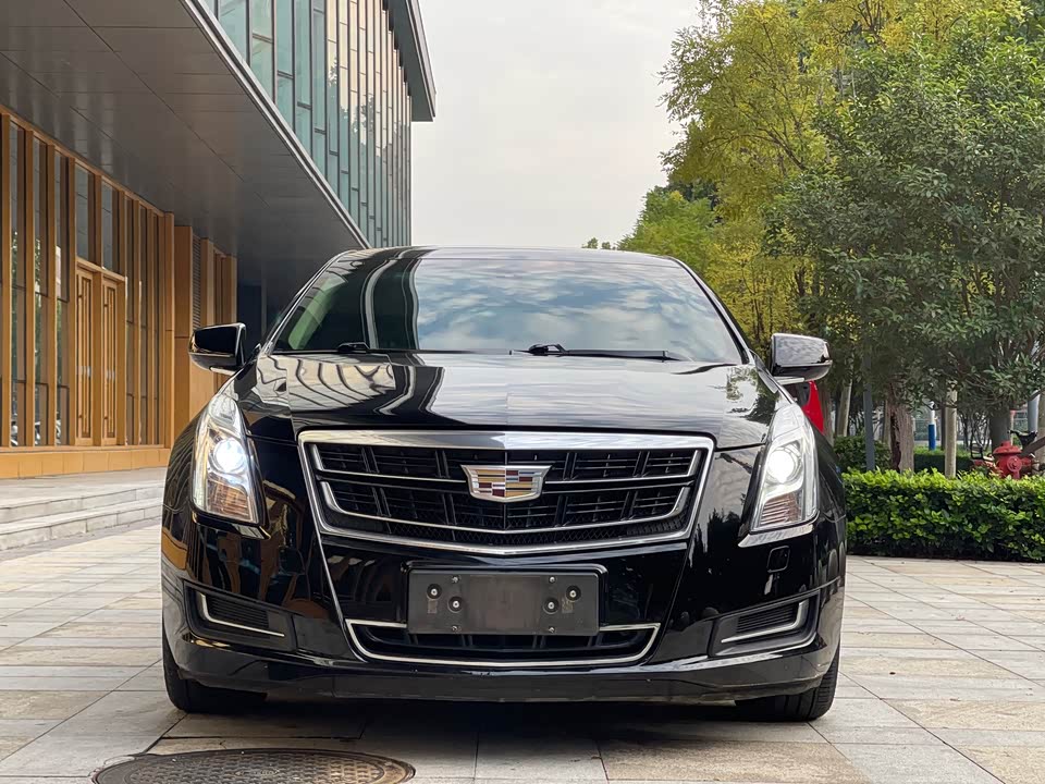 Cadillac XTS