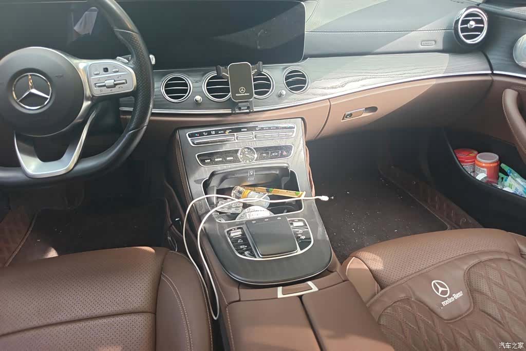 Mercedes-Benz E-Class, 2019 16