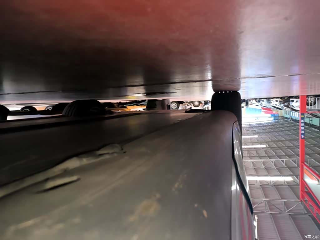 Tesla Model Y, 2023 22