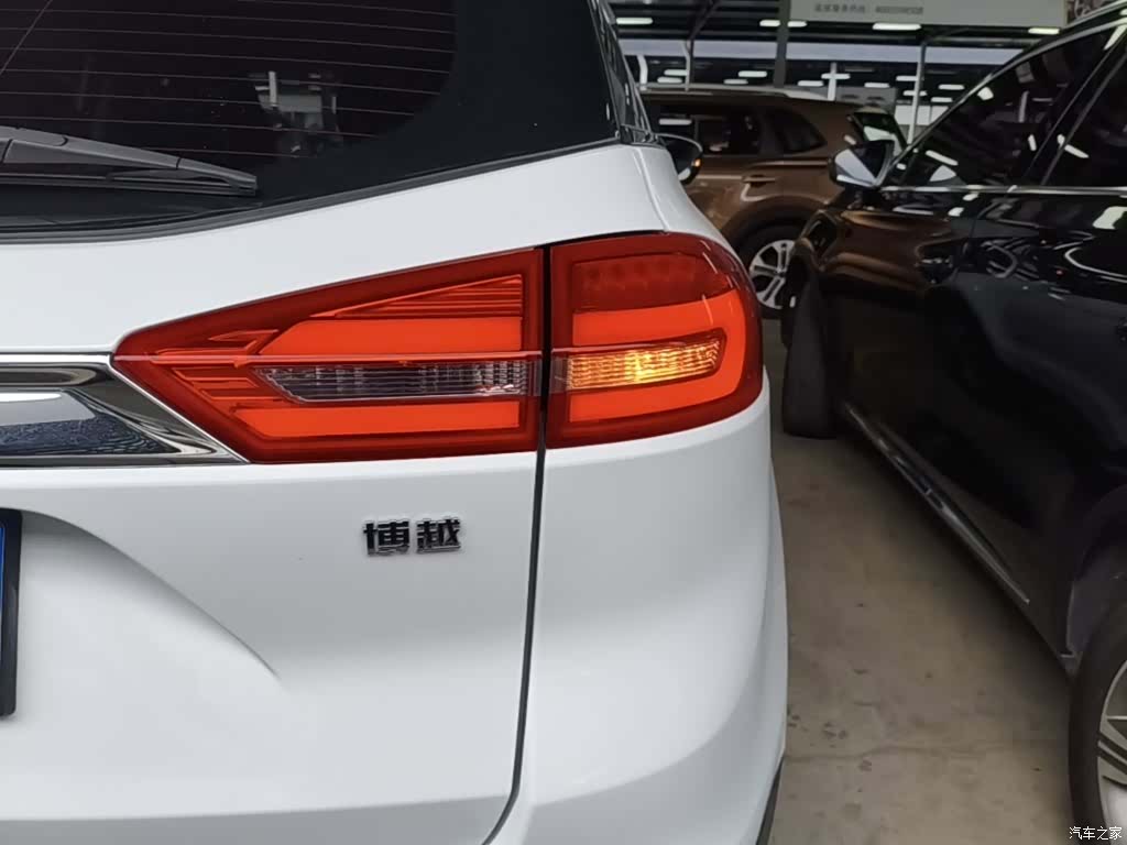 Geely Boyue, 2018 8
