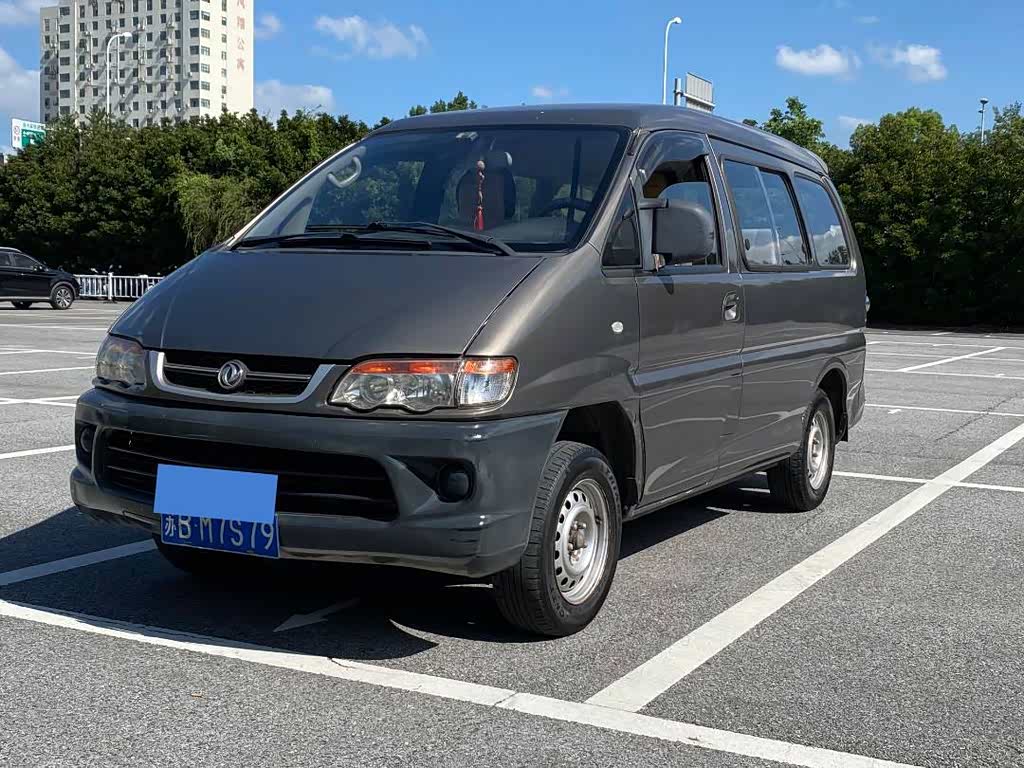 Dongfeng 2016 V3 1.5L 5 мест