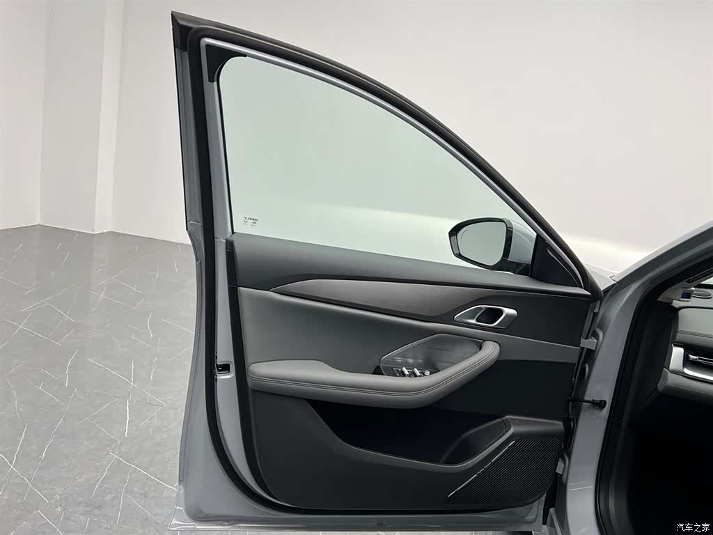 Geely A7, 2025 12