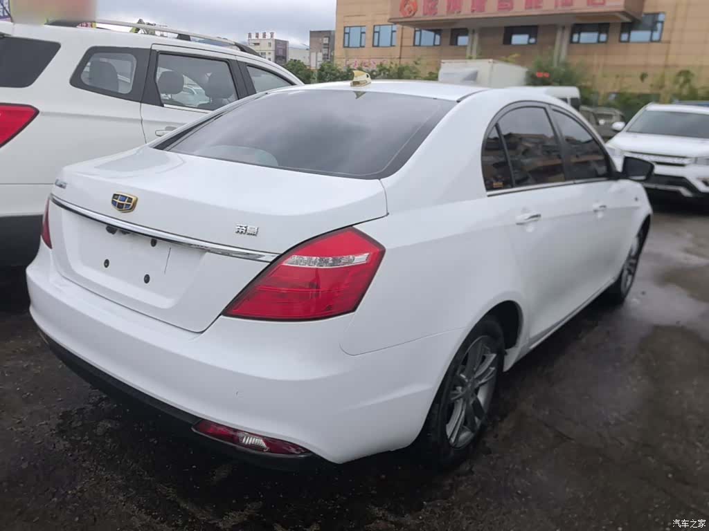 Geely Emgrand, 2017 7