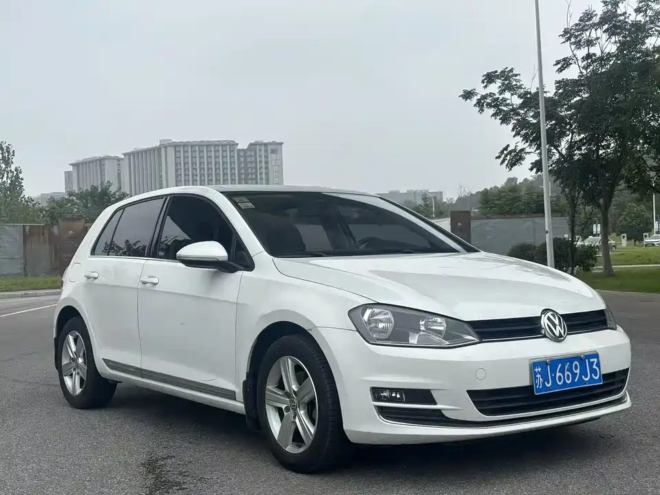 Volkswagen golf
