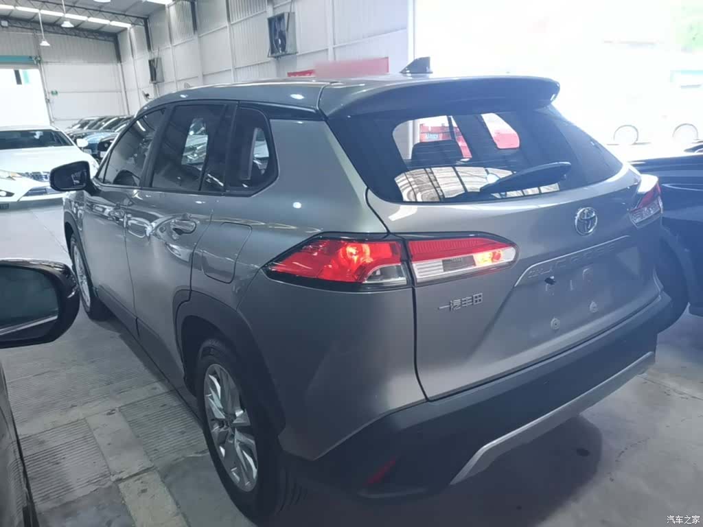 Toyota Corolla, 2024 все фото