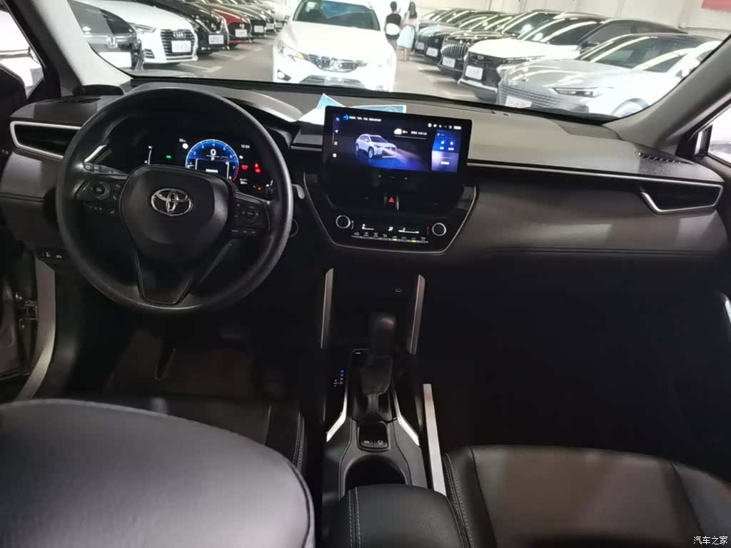 Toyota Corolla, 2024 10