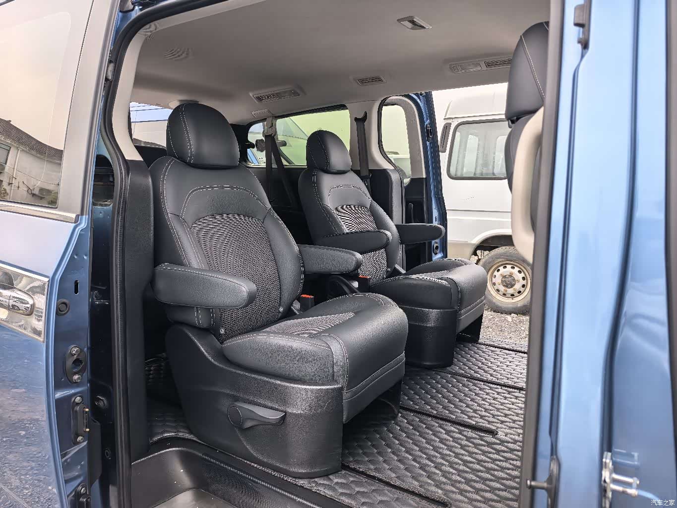 Maxus G10, 2017 9