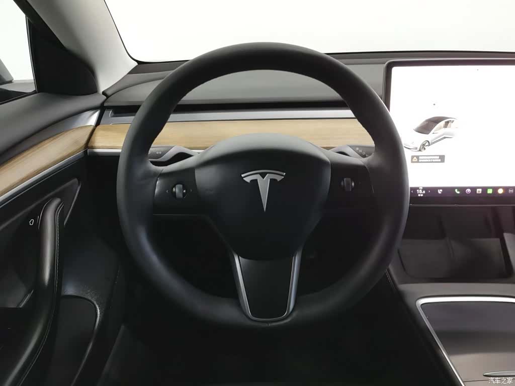 Tesla Model 3, 2021 11