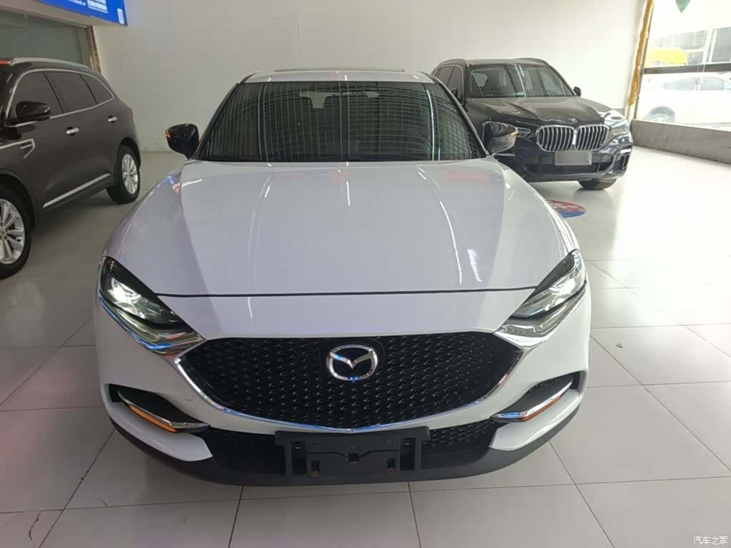Mazda CX-4, 2020 3