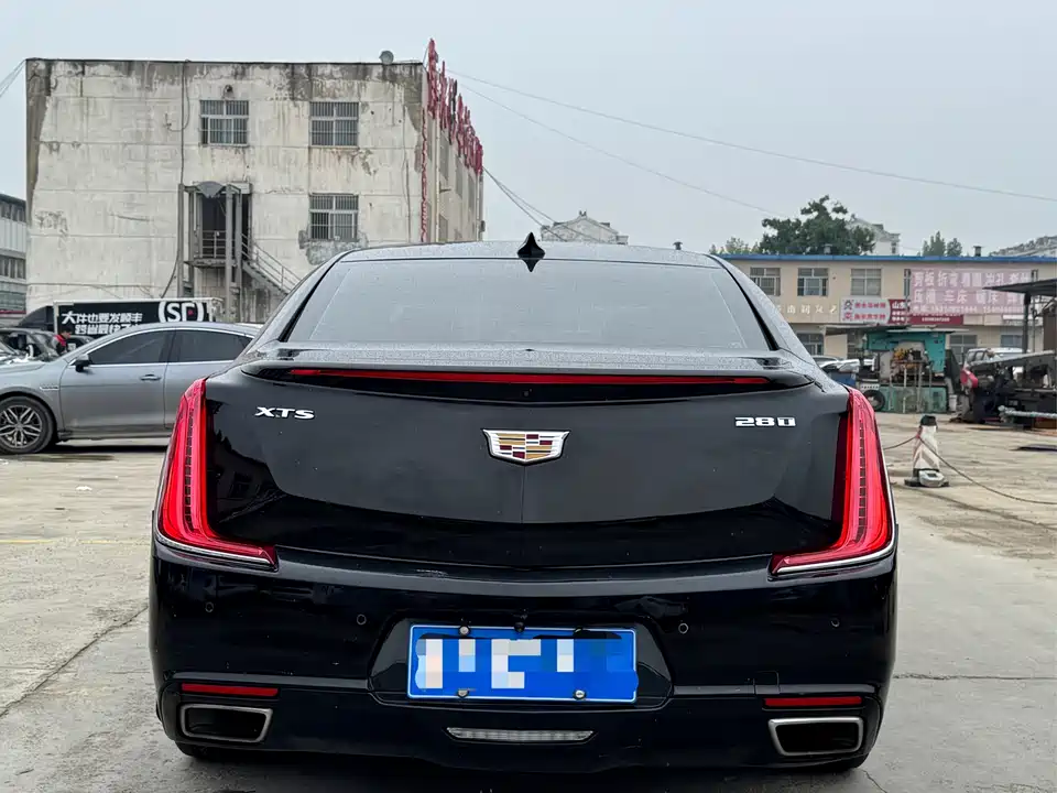 Cadillac XTS