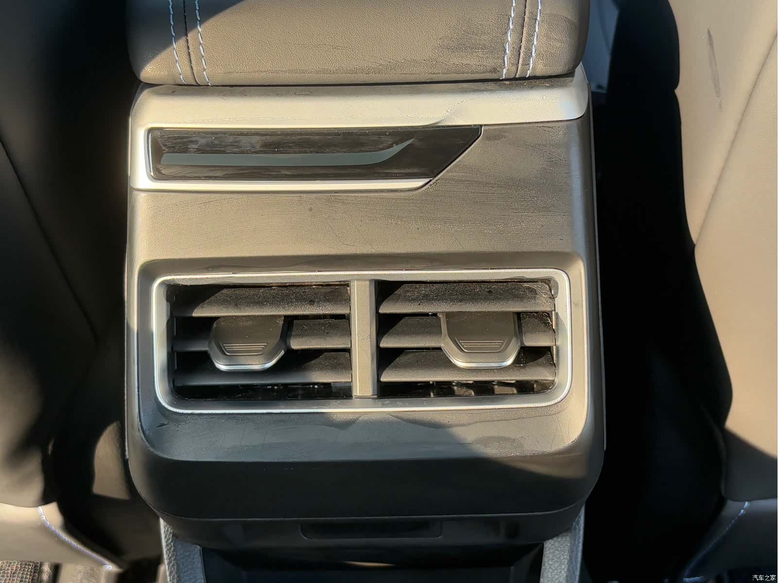 Geely Preface, 2024 15
