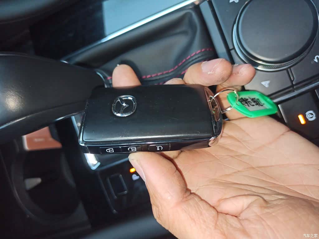 Mazda Mazda3, 2023 17