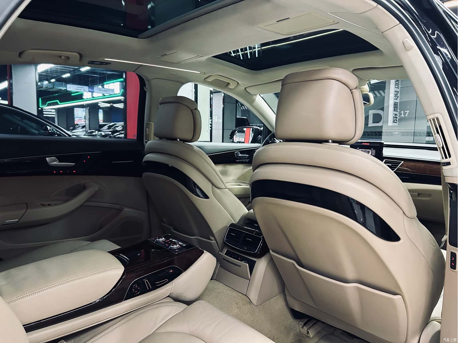 Audi A8L, 2011 18