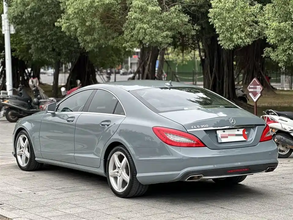 Mercedes-Benz CLS