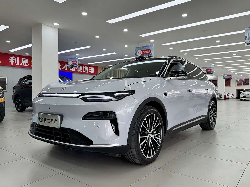 Leapmotor C11