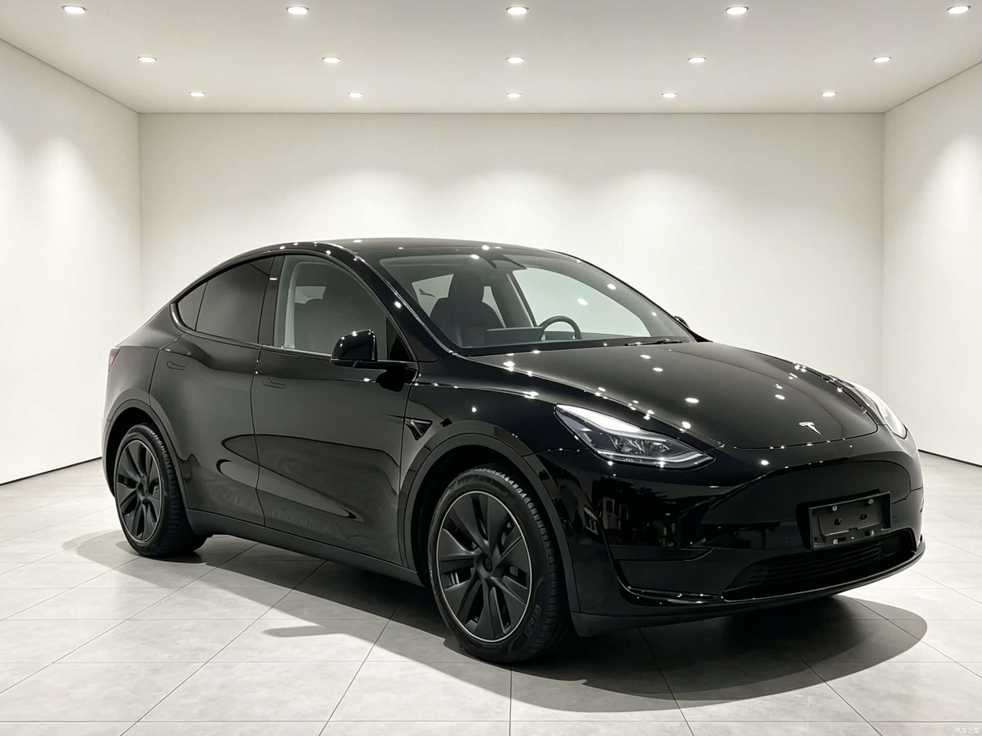 Tesla Model Y, 2023 1