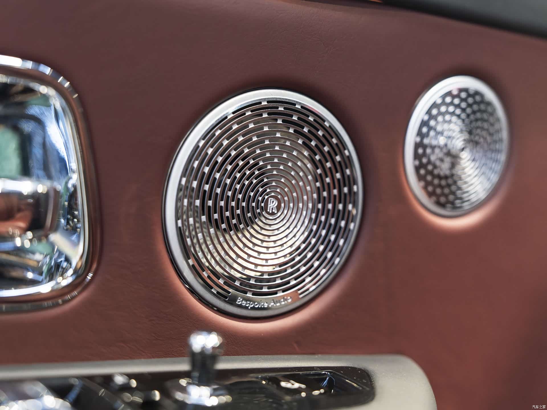Rolls-Royce Cullinan, 2022 19