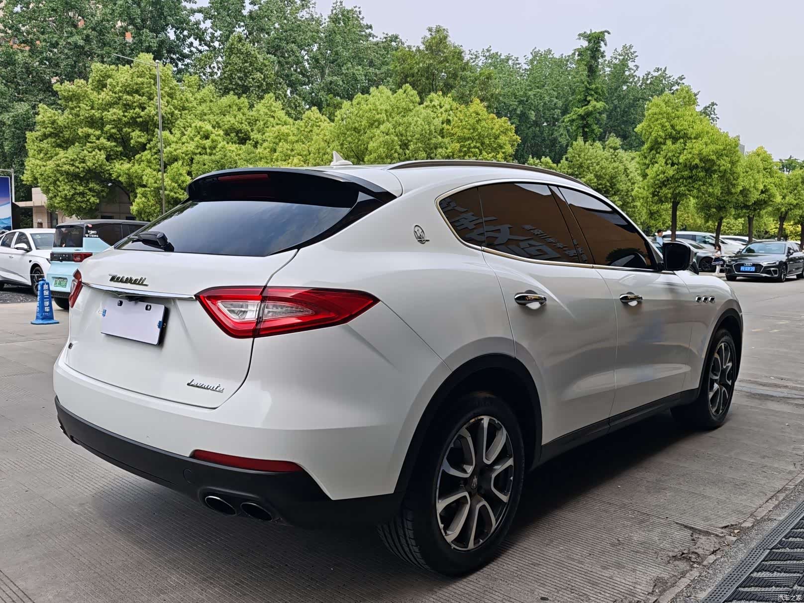 Maserati Levante, 2017 6