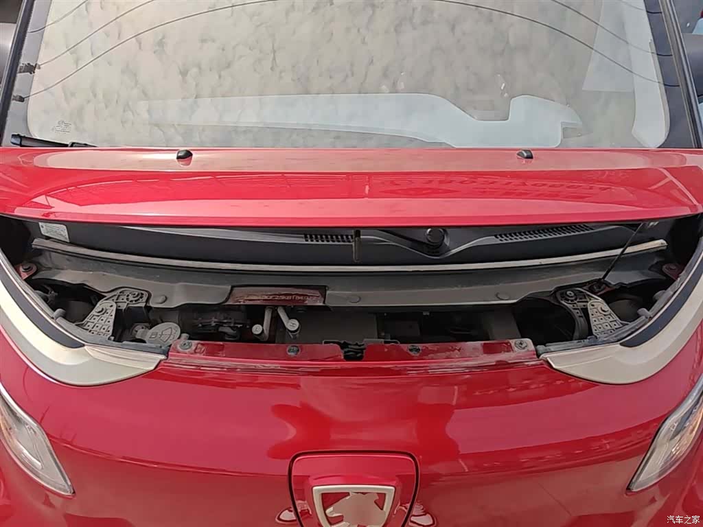 Wuling E200, 2020 20