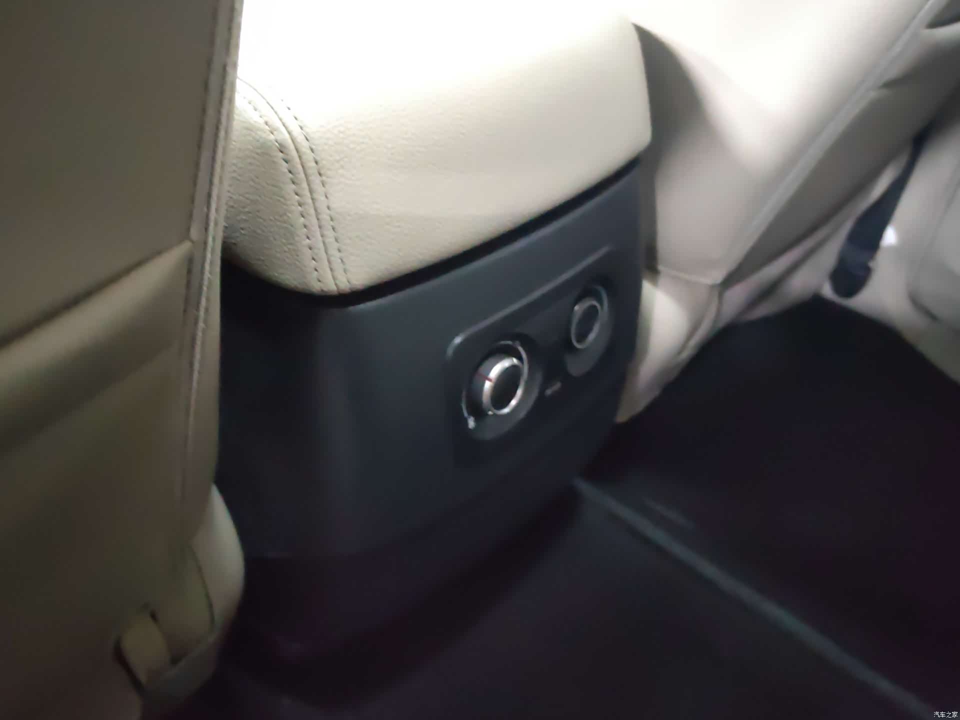 Mitsubishi Pajero, 2020 12