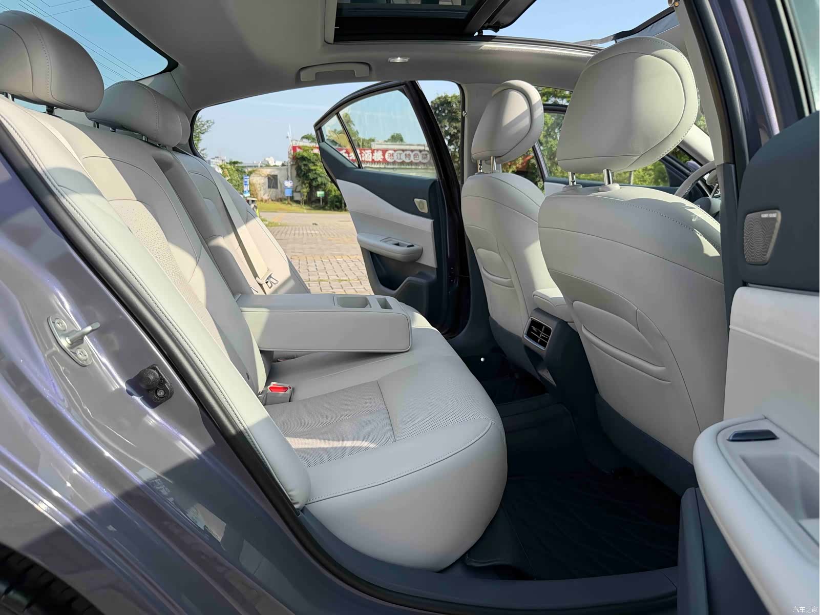Nissan Teana, 2025 15
