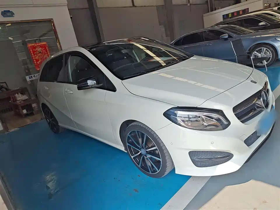 Mercedes-Benz Class B