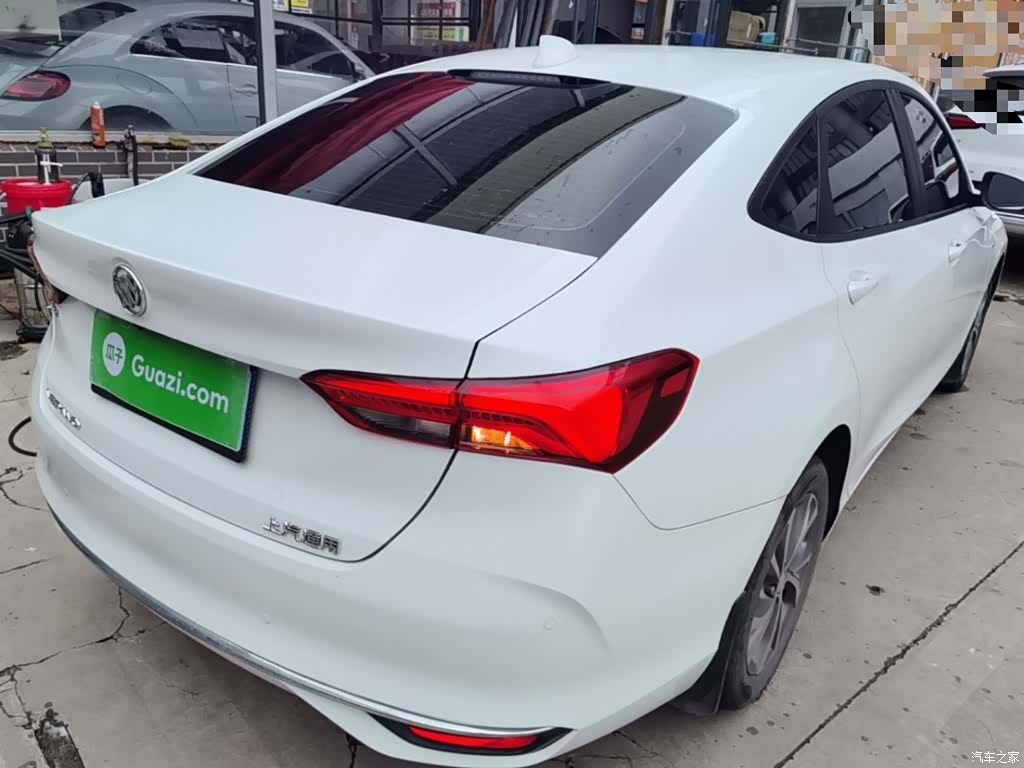 Buick Verano, 2022 7