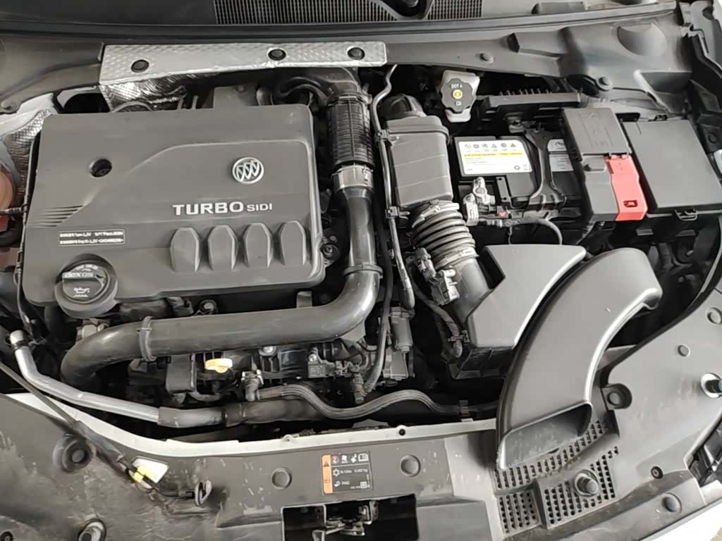 Buick Verano, 2025 20