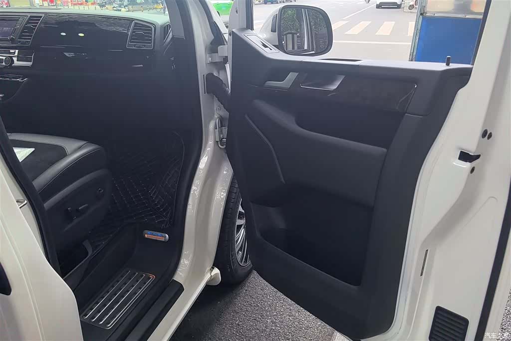 Volkswagen 7, 2019 8