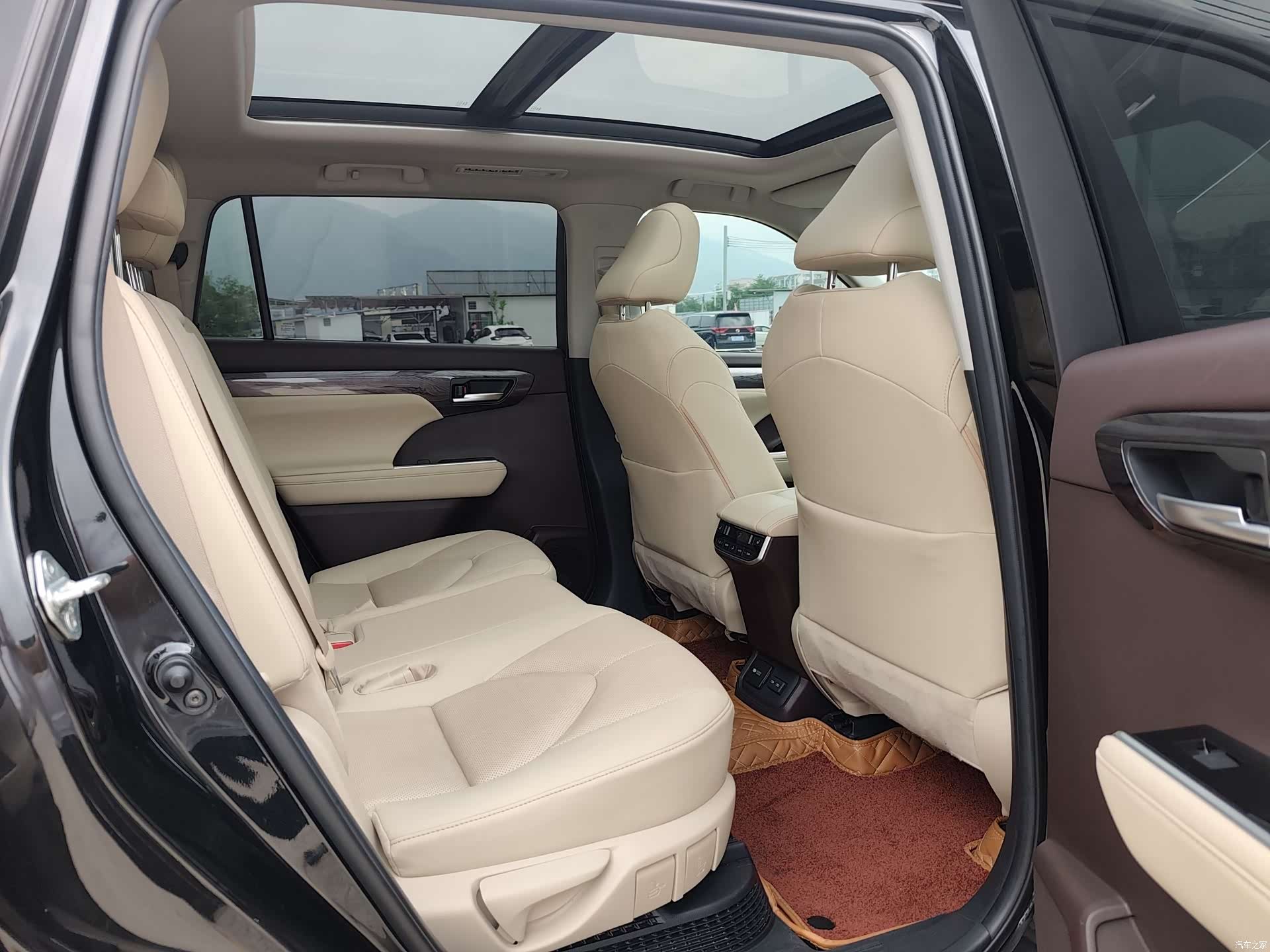 Toyota Highlander, 2022 18