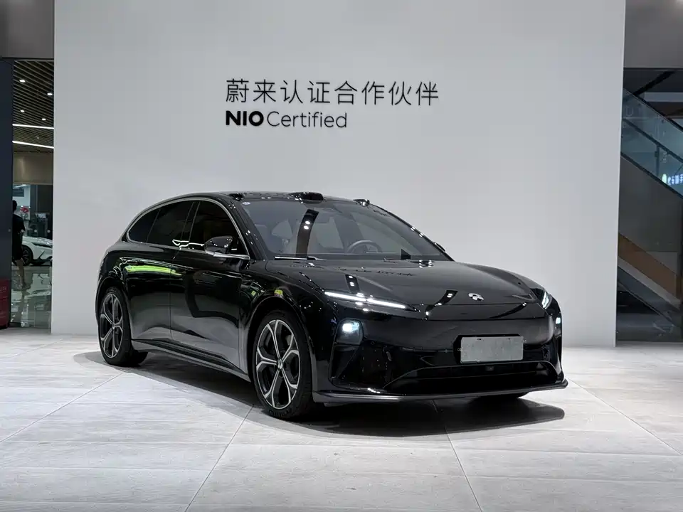 NIO ET5T