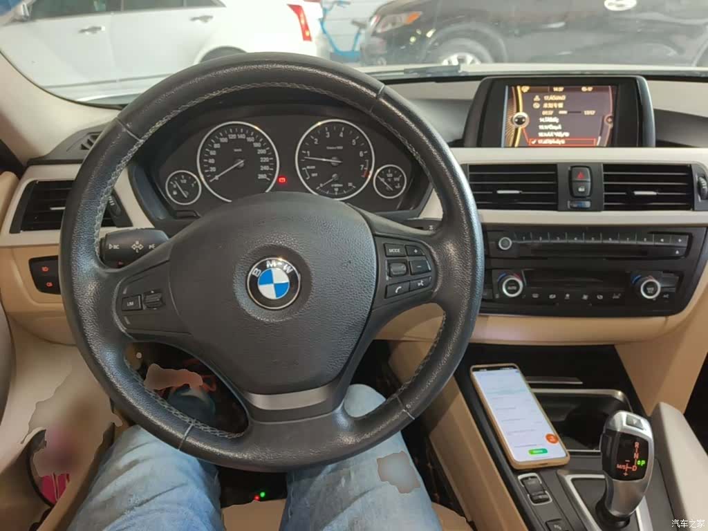 BMW 3 Series, 2014 10