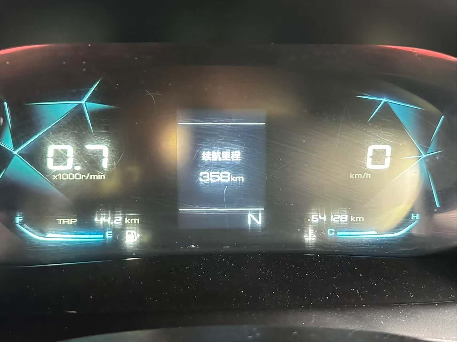 Wuling RC-5, 2021 15