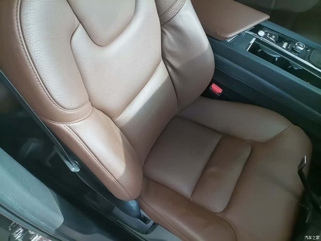 Volvo XC60, 2018 25